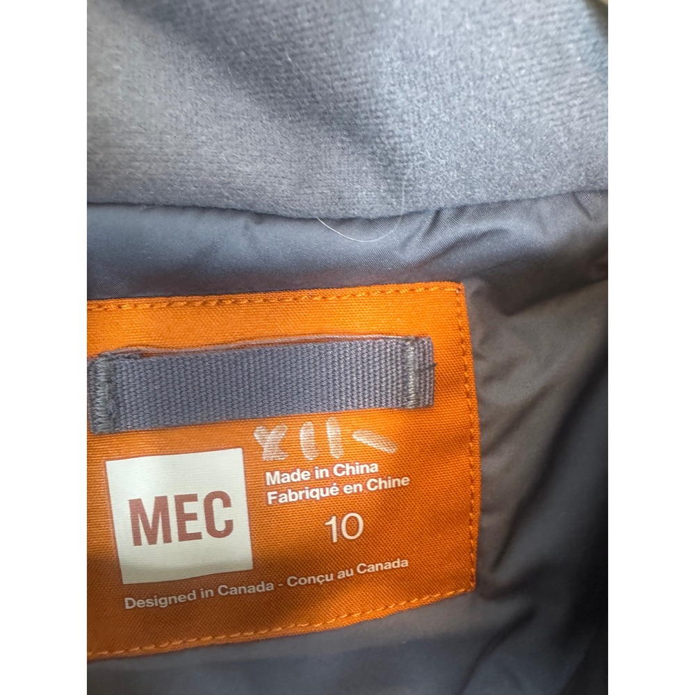 MEC Mountain Equipment Coop Boys Orange Insulated Winter Parka Ski Jacket 10 - Picture 7 of 13